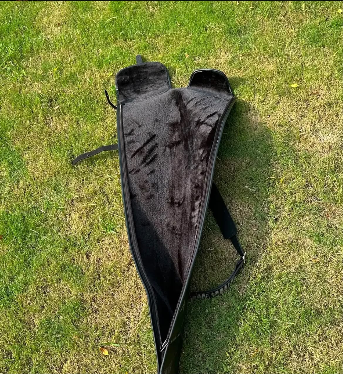 Camouflage Leather Gun Slip & Cartridge Bag Set – Hunting Shooting Accessories